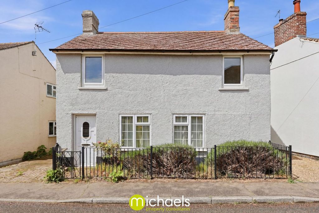 Property photo 2 of 34