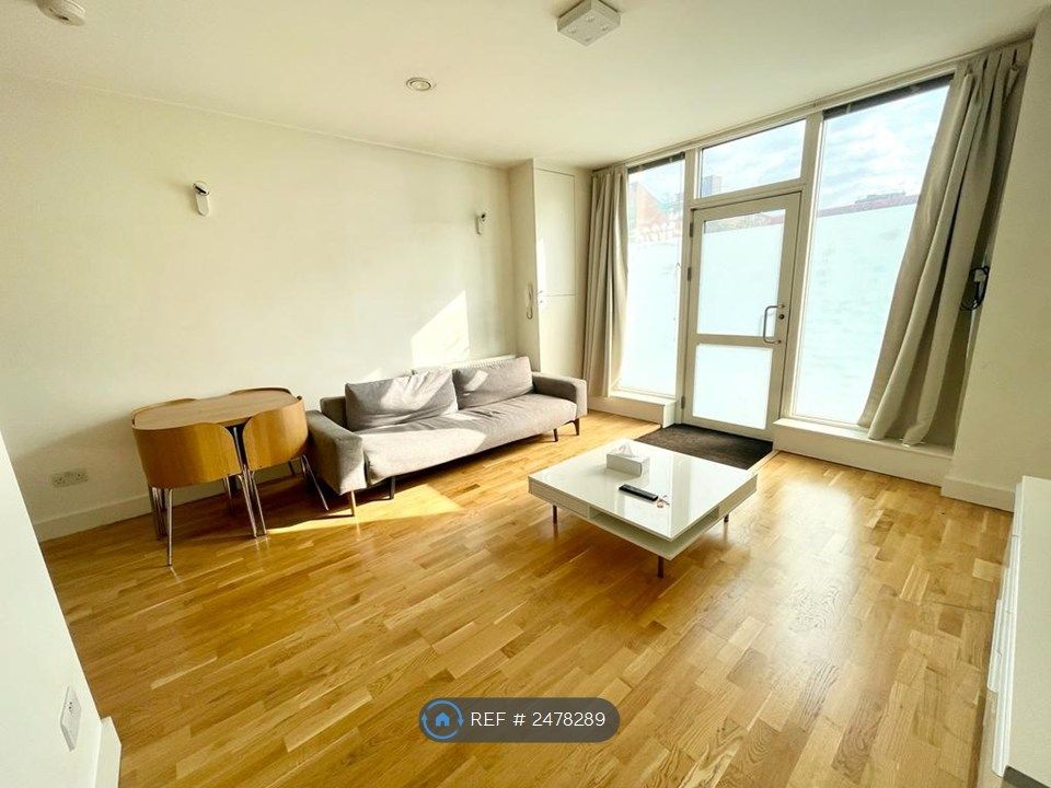 Property photo 3 of 11