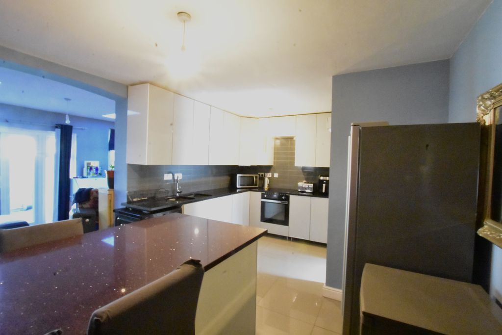 Property photo 2 of 11 Photo 14