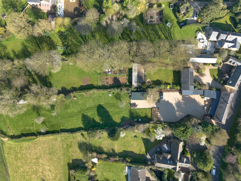 Property photo 2 of 22 Picture No. 04