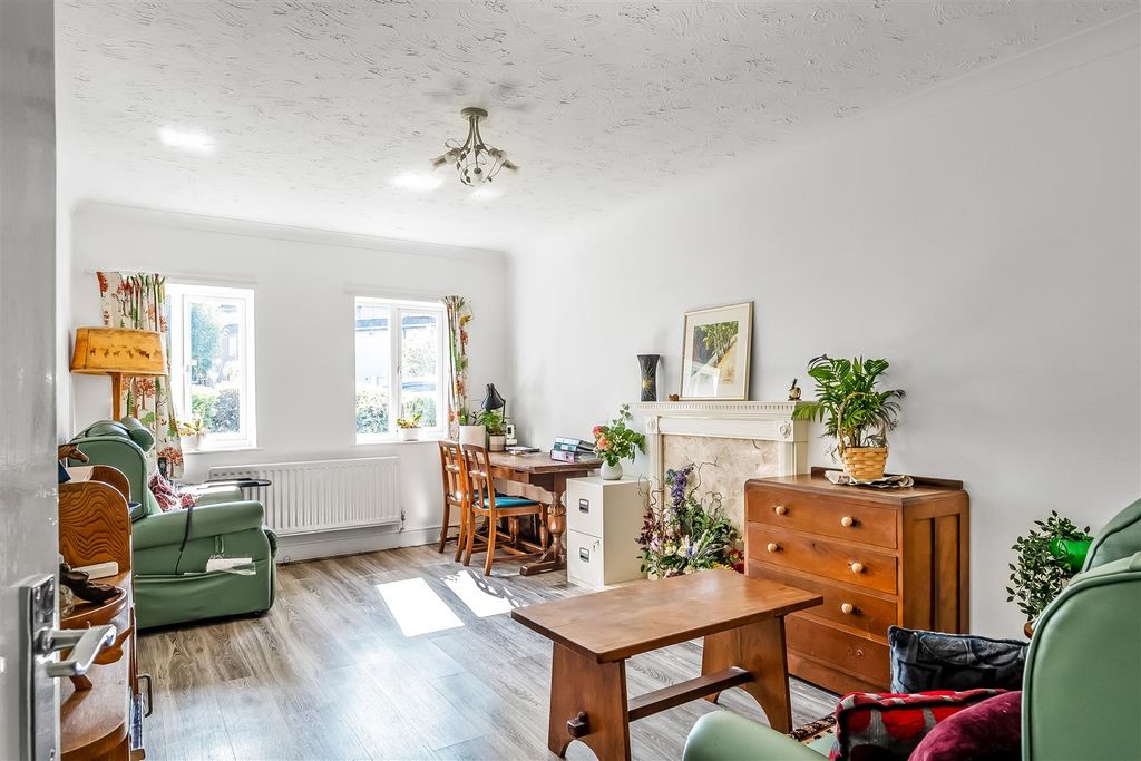 Property photo 3 of 16 1-Beatrice-Lodge-7.Jpg