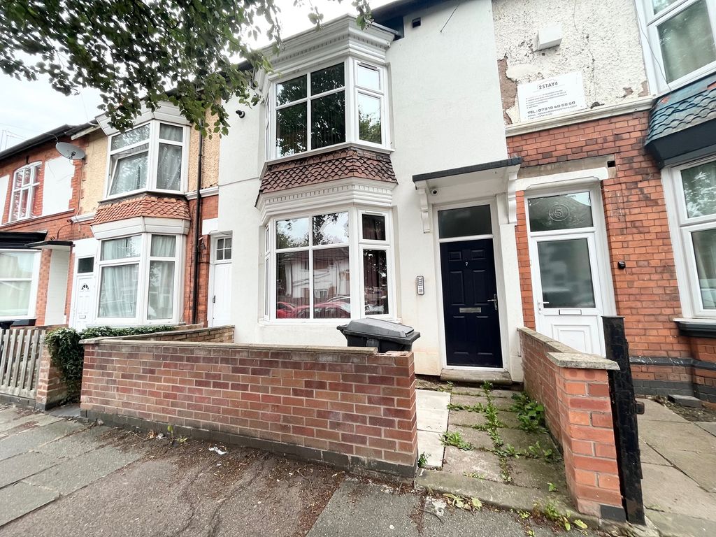 Property photo 1 of 7