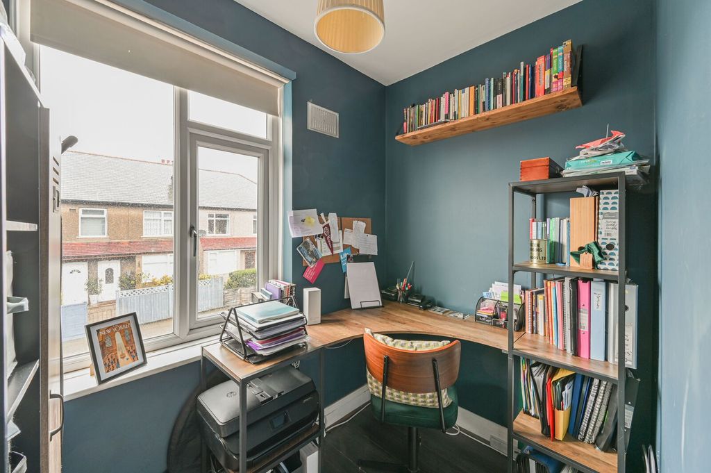 Additional image 12 of 3 bed maisonette for saleDorset Road, Mitcham CR4