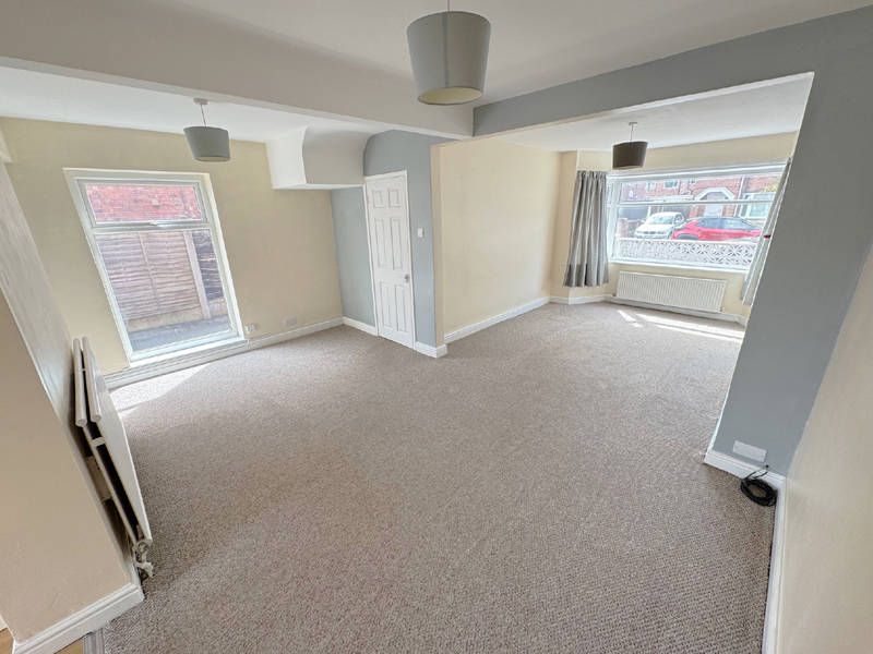 Property photo 2 of 28 Lounge Diner