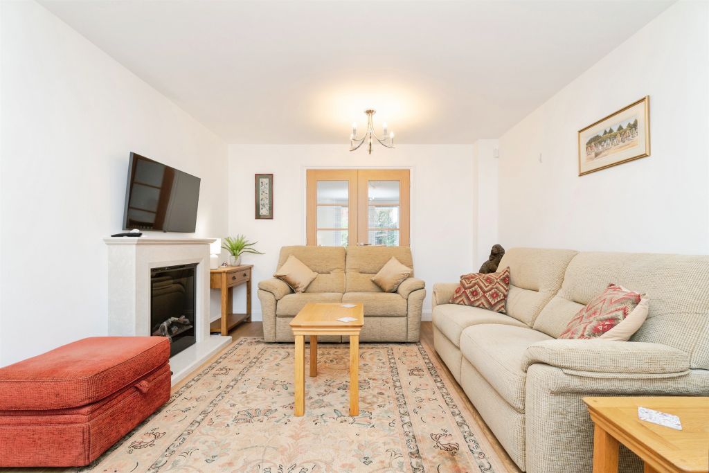 Property photo 3 of 17