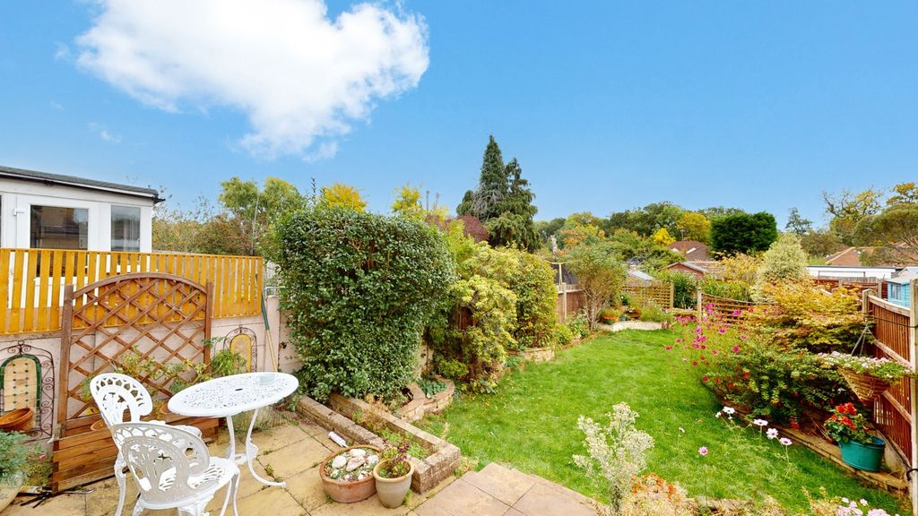 Property photo 3 of 18 4125473