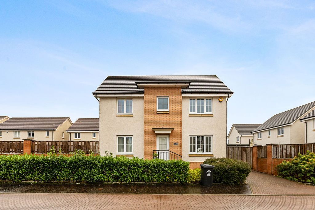 Property photo 1 of 27