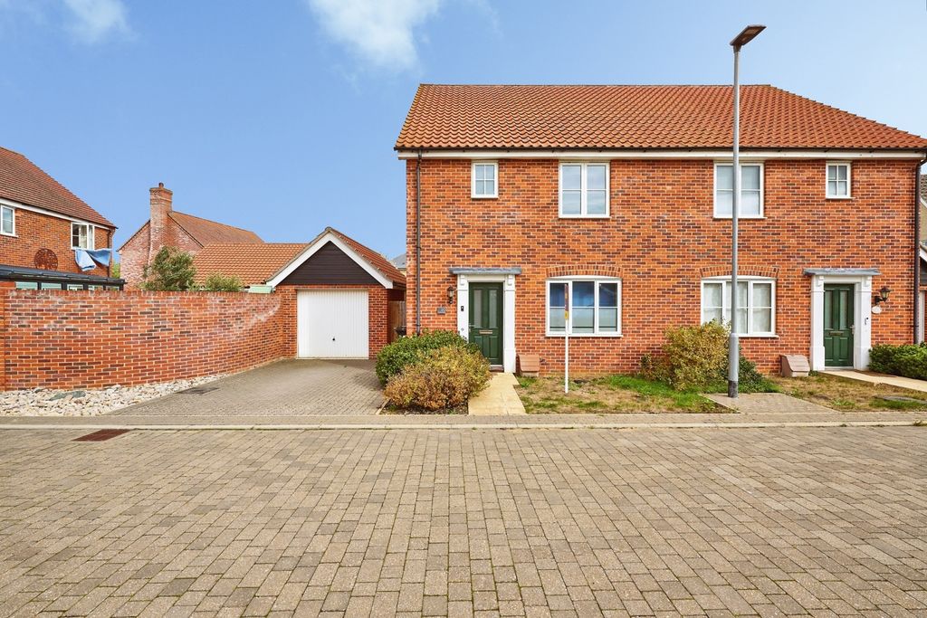 Property photo 1 of 18 Pbox-Img.Jpg
