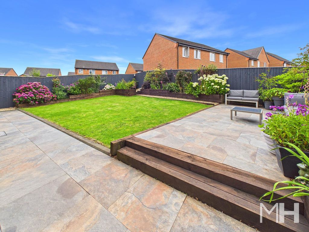Property photo 2 of 23 Rear Garden
