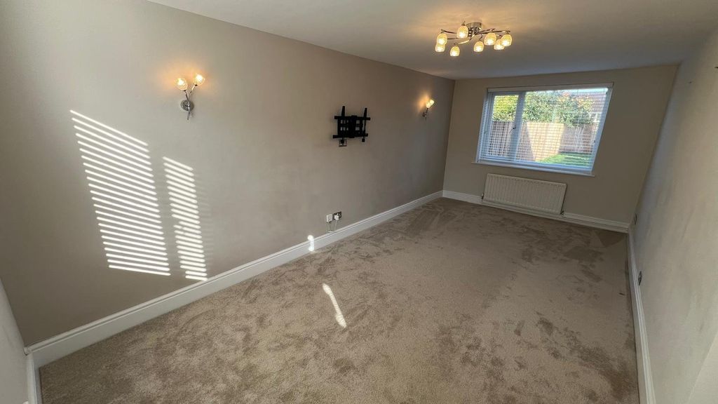 Property photo 3 of 24 Picture No. 29