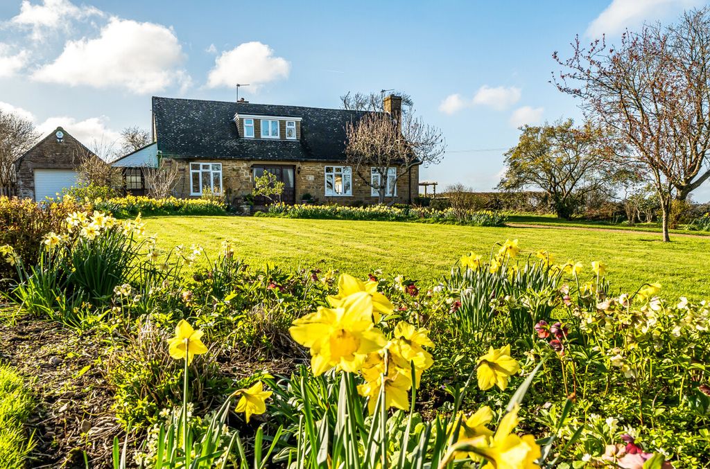 Property photo 1 of 26 1430778-3-69B9959...