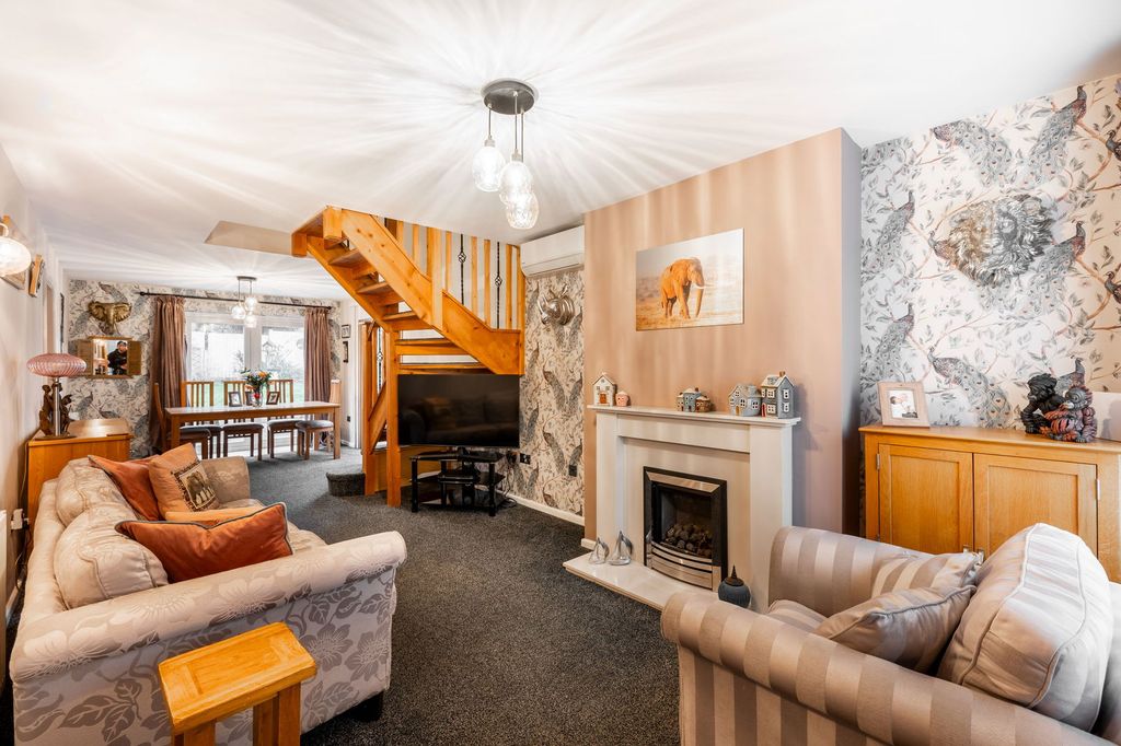 Property photo 3 of 26