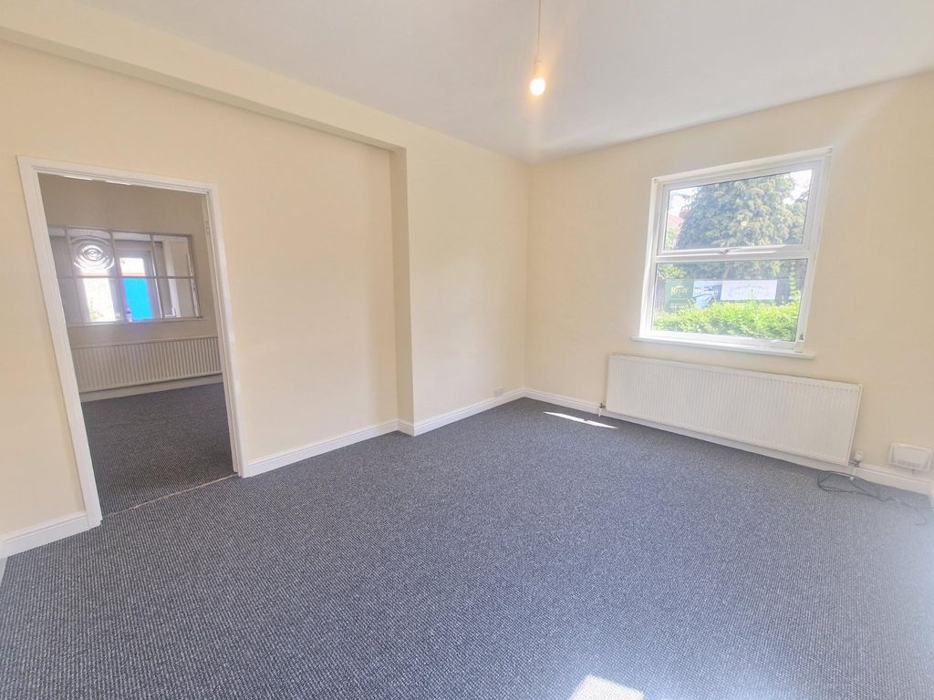 Property photo 3 of 13 Picture No. 12