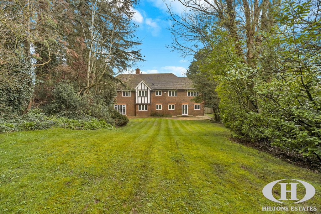 Property photo 3 of 19