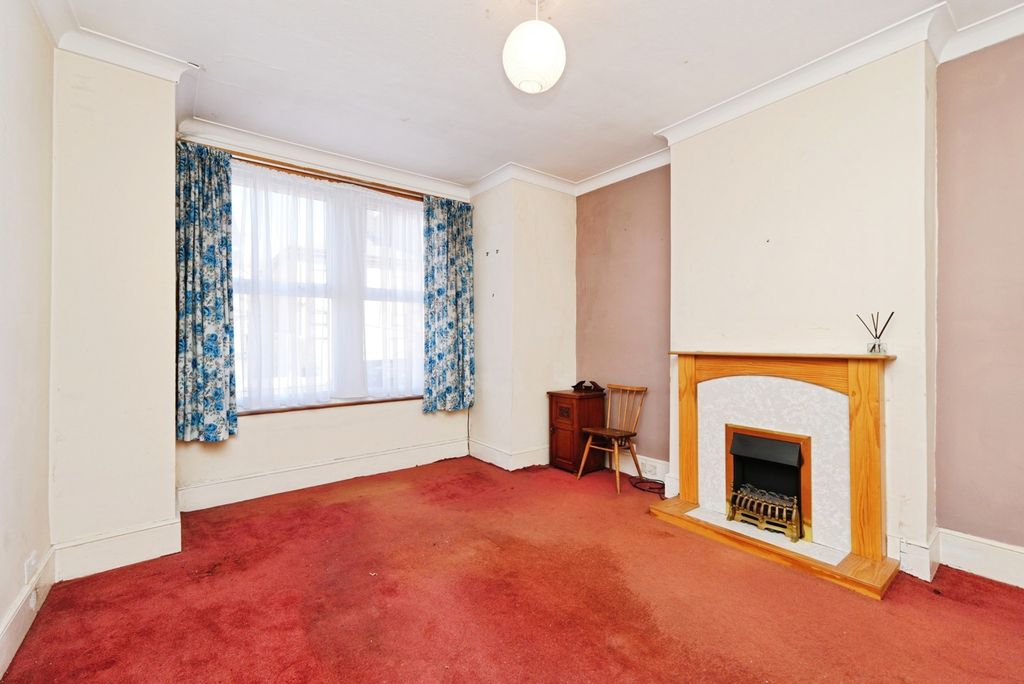 Property photo 2 of 14 Pbox-Img.Jpg