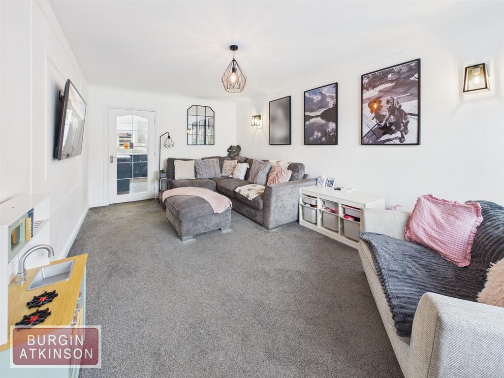 Property photo 3 of 36 c697F0551d324096864c74Cb4A2695Aa_100_Cam01619G0-Pr
