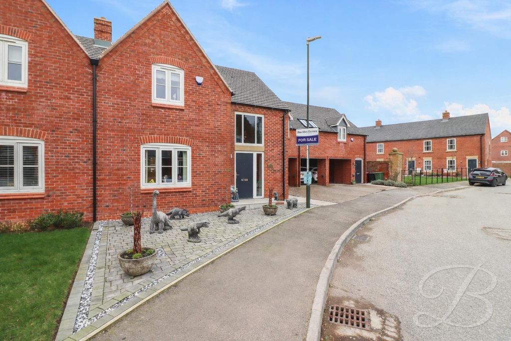 Property photo 1 of 25 Front.Jpg