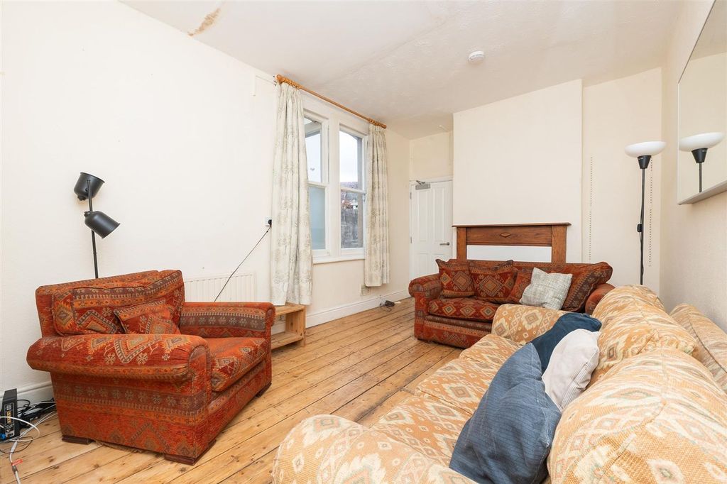 Property photo 2 of 11 76-Sefton-Park-Bs7-9Al-15.Jpg