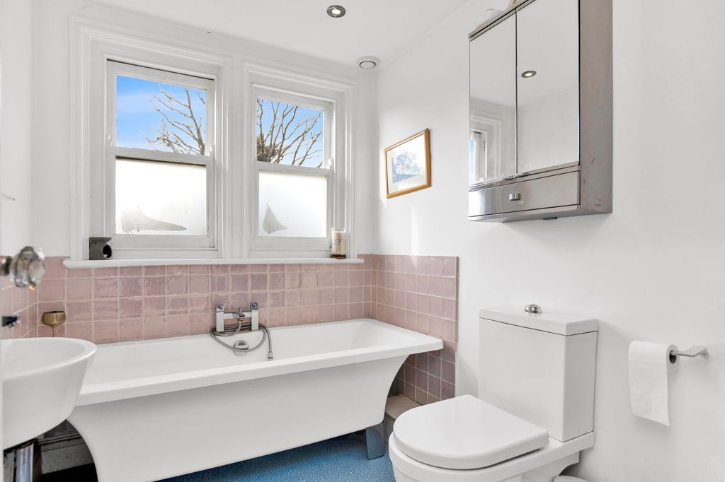 Additional image 11 of 5 bed detached house for saleTilsmore Road, Heathfield TN21