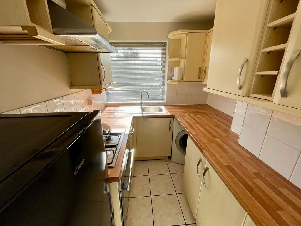 Property photo 3 of 9 4473854