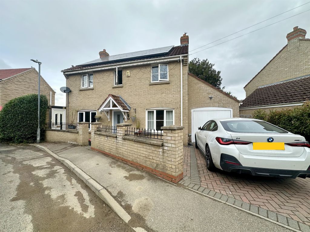 Property photo 1 of 11