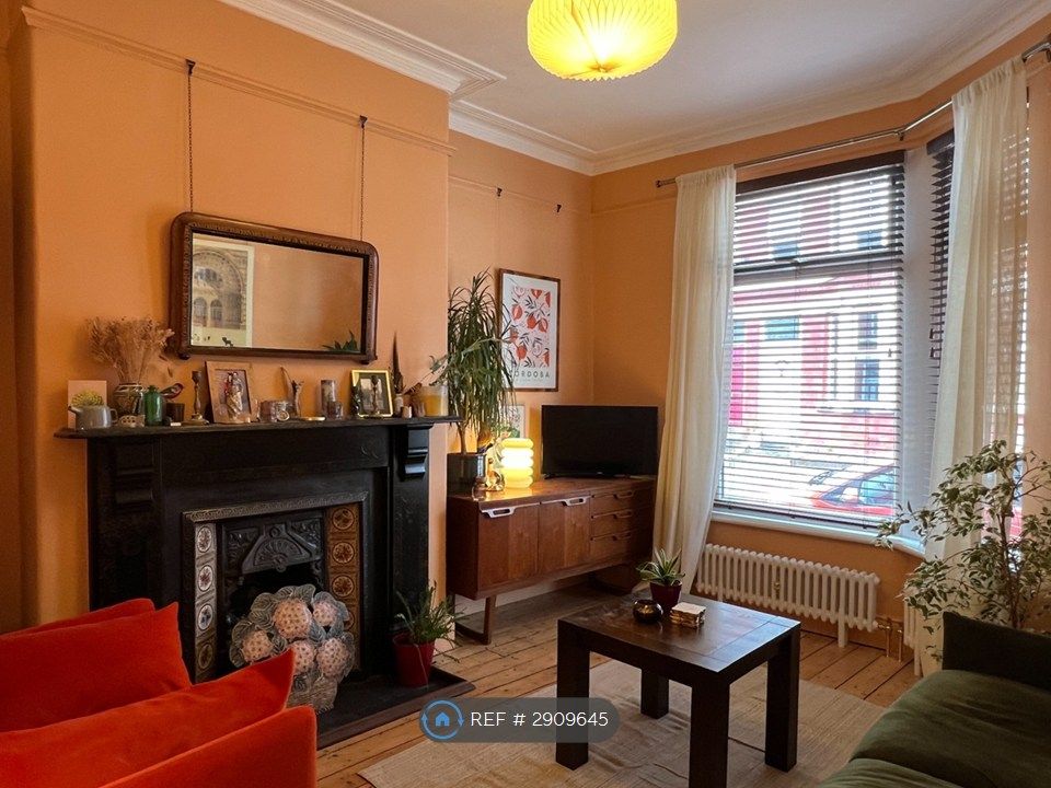 Property photo 3 of 14