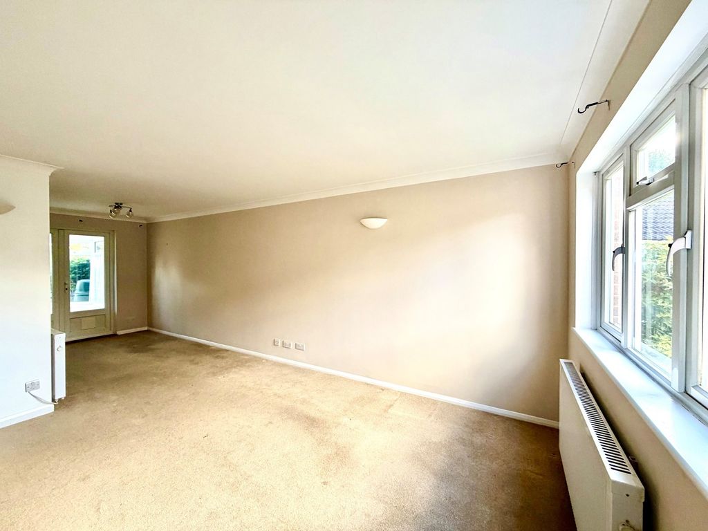 Property photo 2 of 14 Not Specified