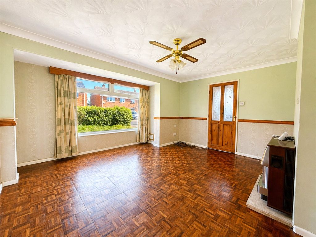 Property photo 2 of 13 Picture No. 04
