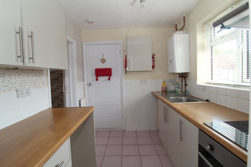Property photo 2 of 8