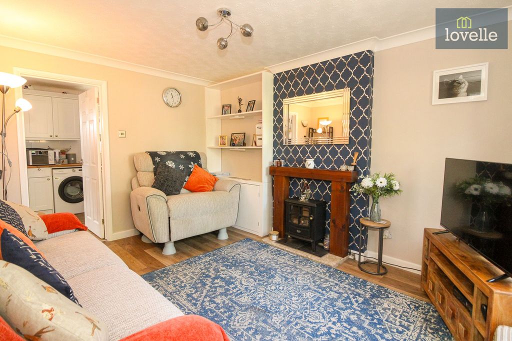 Property photo 3 of 19