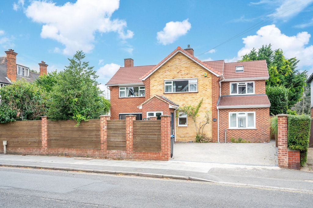 Property photo 1 of 19