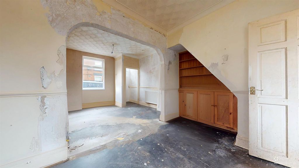 Property photo 3 of 10 Rodney Street Reception Room
