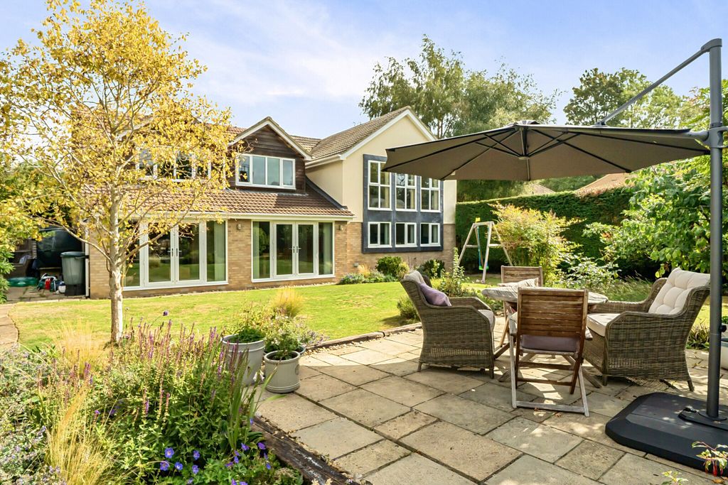 Property photo 2 of 32 Picture No. 48