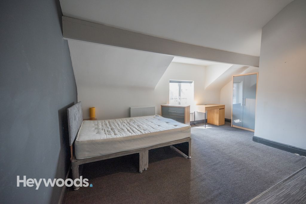 Property photo 2 of 13 Dsc_2612