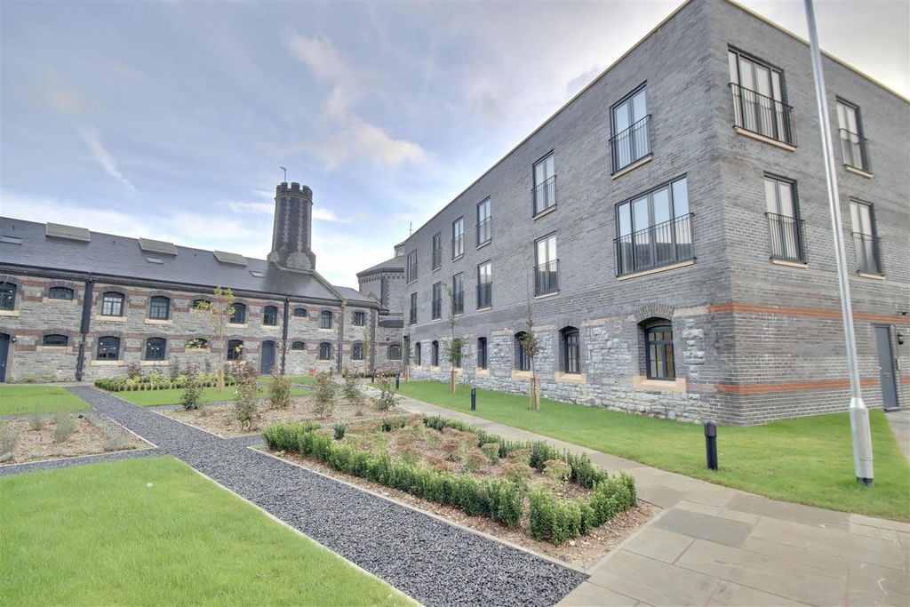 Property photo 1 of 11 26Fe4B8F-61D7-4238-91C8-Df7585112De7_1_201_A.Jpeg