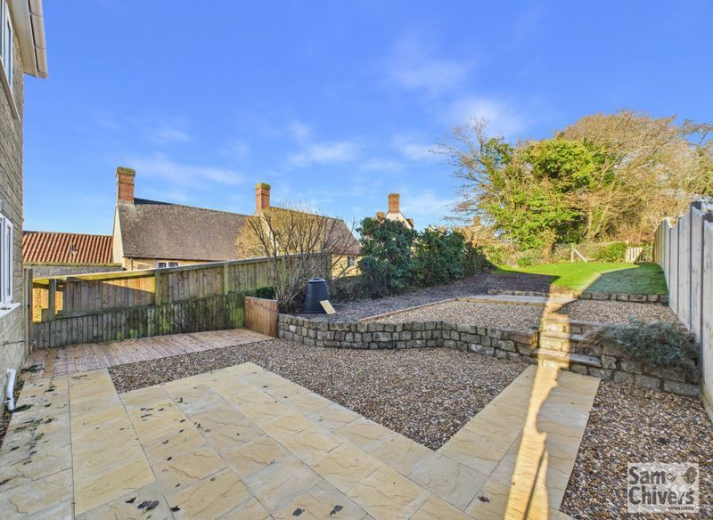 Property photo 3 of 22 Photo 23