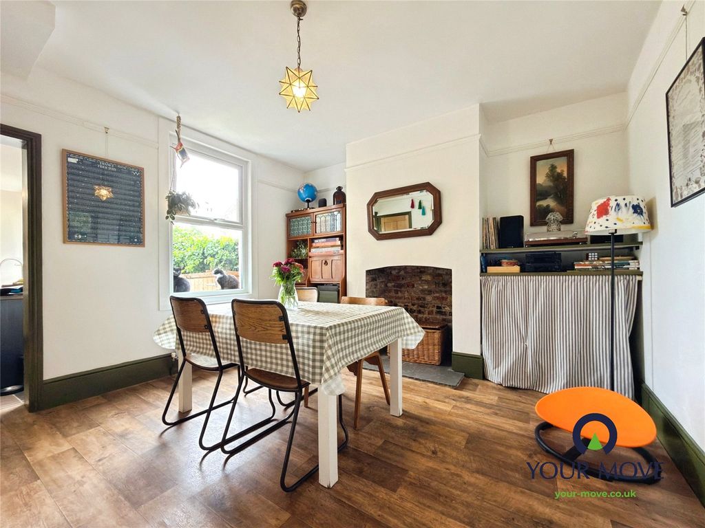Property photo 3 of 18 Picture No. 04