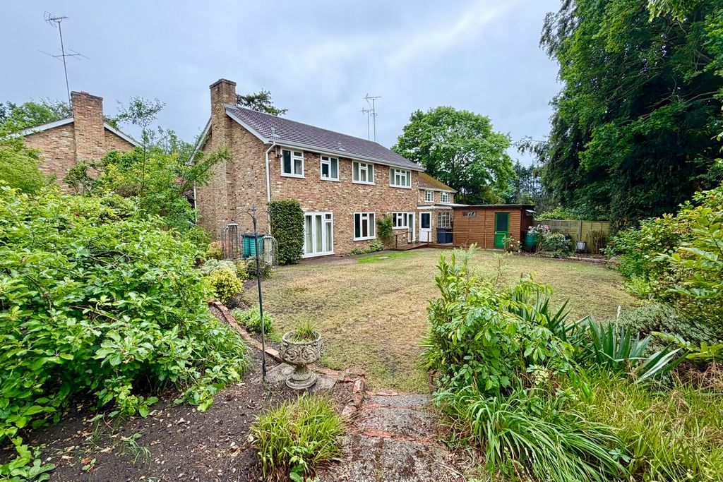 Property photo 3 of 22
