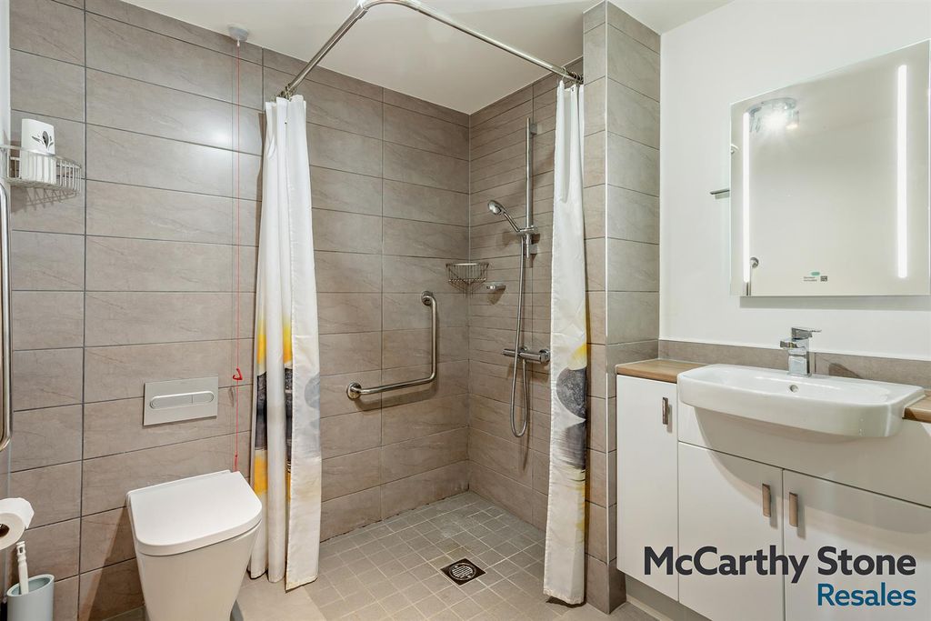 Additional image 14 of 2 bed flat for saleElizabeth Place, Trimbush Way, Market Harborough LE16