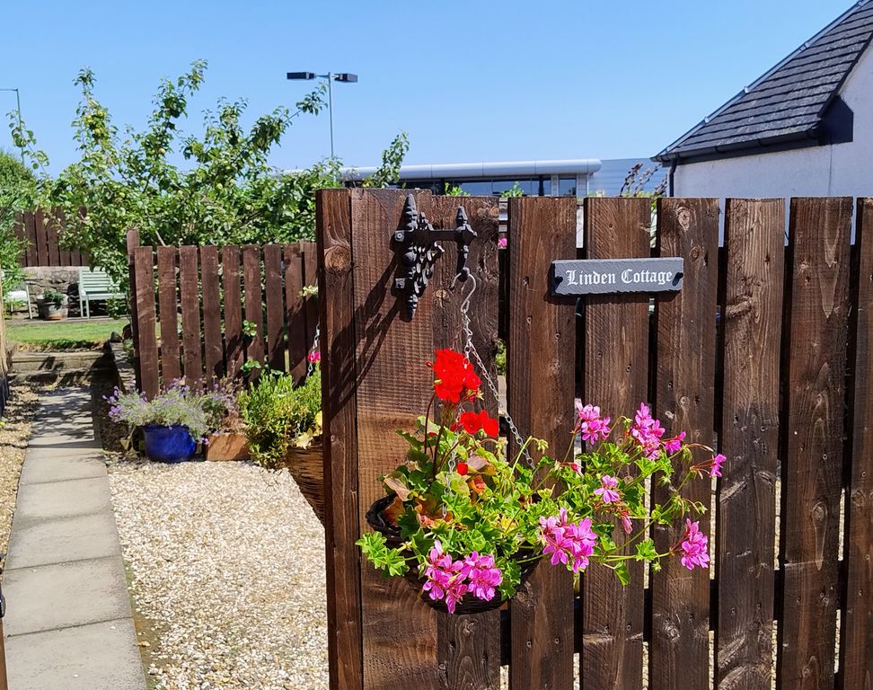 5 bed detached house for saleLinden Cottage, 1 Old Liston Road, Newbridge EH28