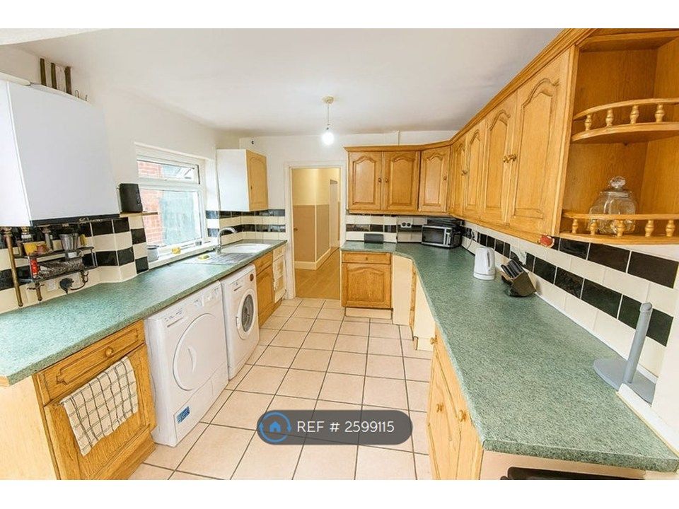 Property photo 2 of 3
