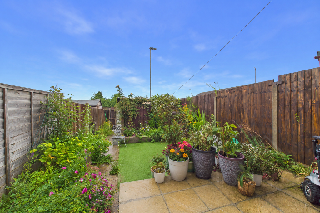 Property photo 2 of 9