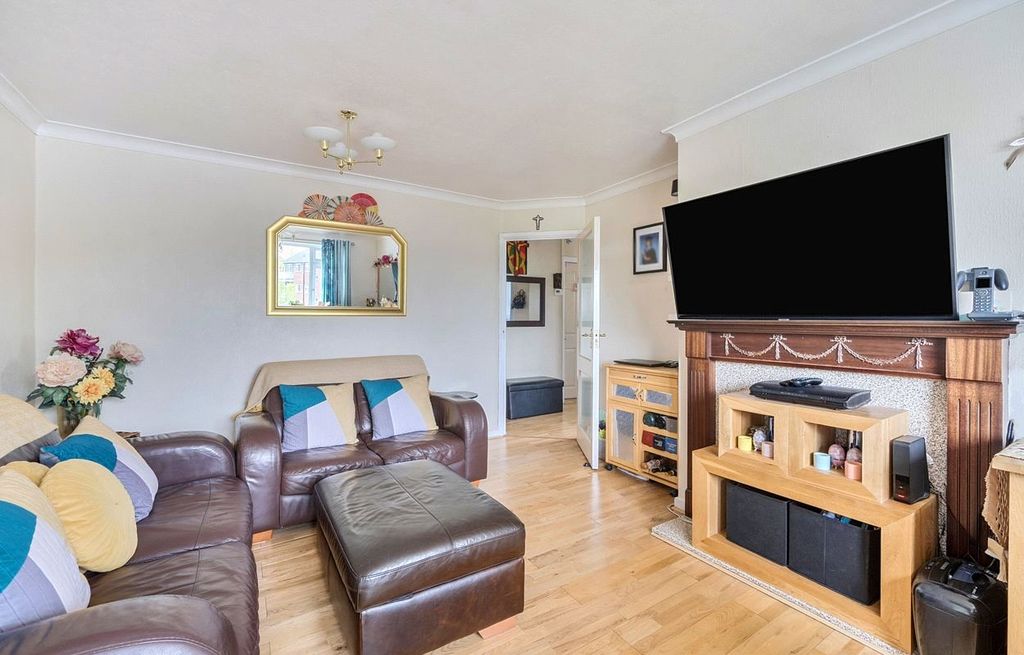 Property photo 2 of 16 Picture No. 05