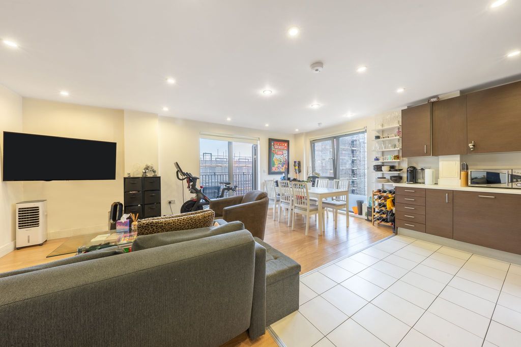 Property photo 2 of 15