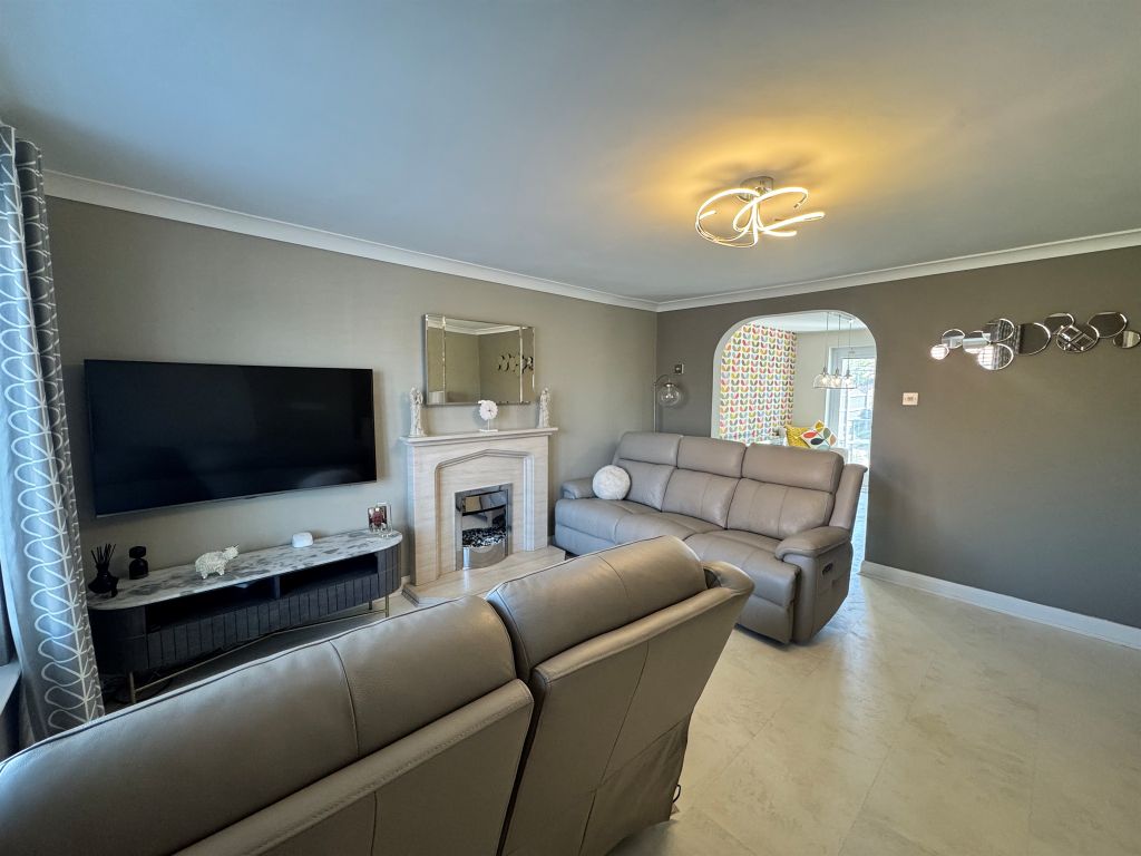 Additional image 5 of 4 bed detached house for salePasture Drive, Castleford WF10