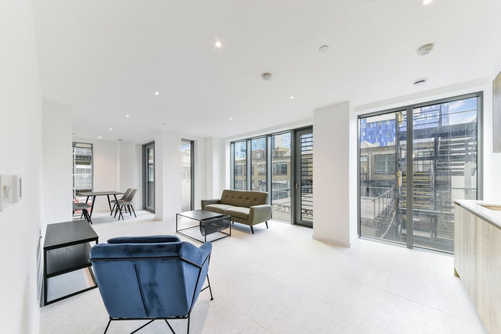 Property photo 1 of 9 Living Area