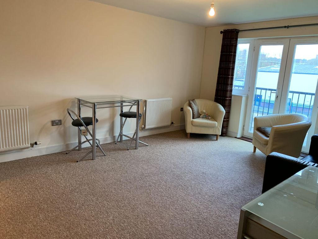 Property photo 3 of 11