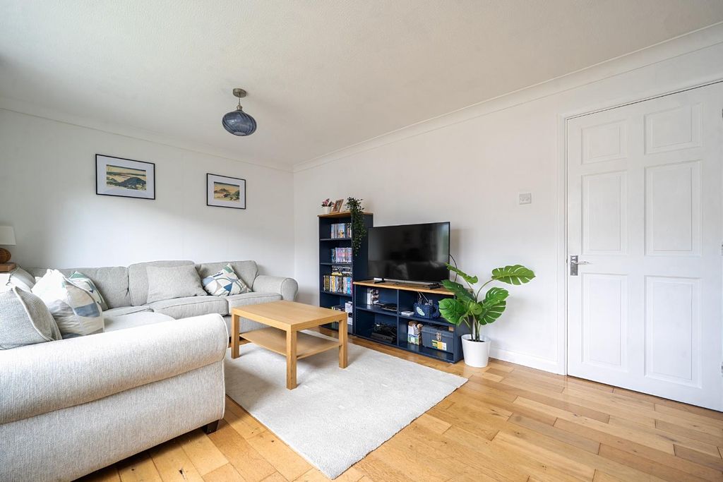 Property photo 2 of 20 1-6A8717d719203-1509609-23-6A86Ec52E77d5-1.Jpg