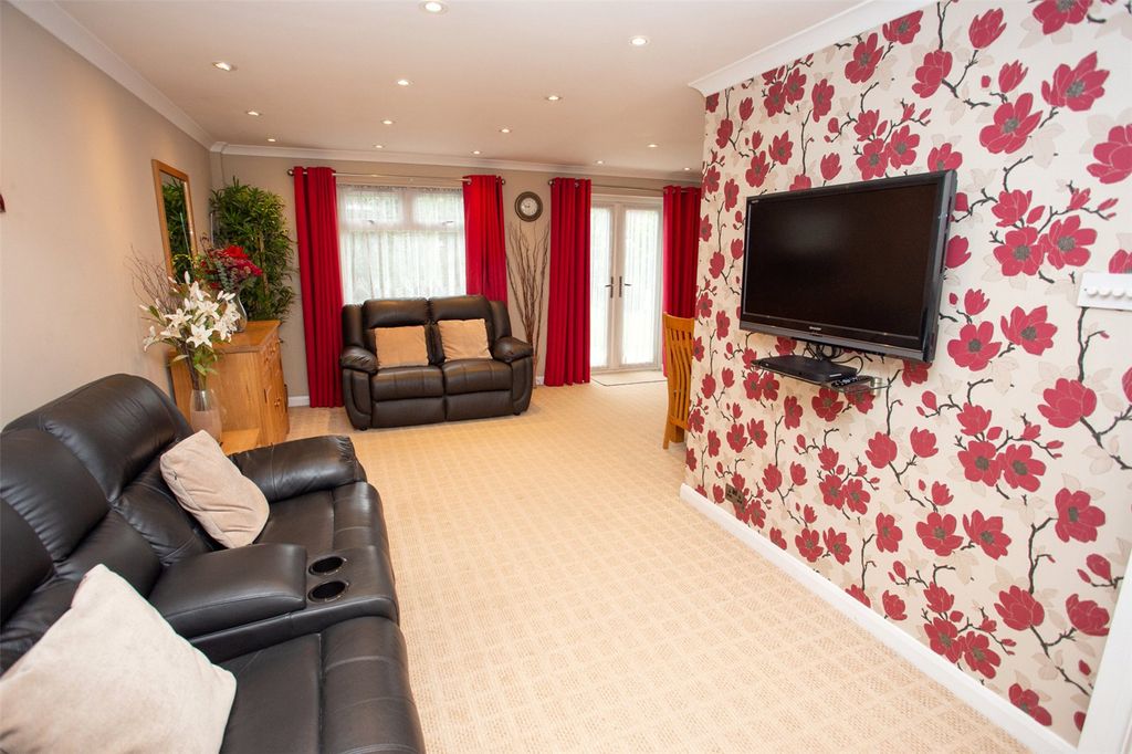 Property photo 2 of 18 Picture No. 03