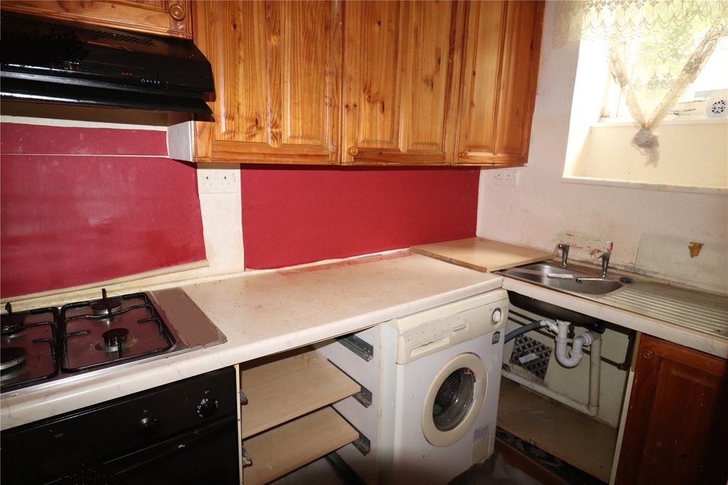 Property photo 3 of 12 Picture No. 23